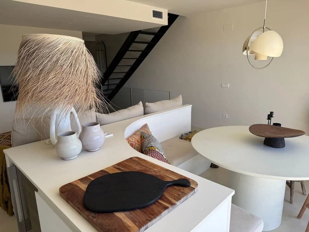 3 bedroom Apartment for sale in Arenal with pool garage - € 575,000 (Ref: 9730828)