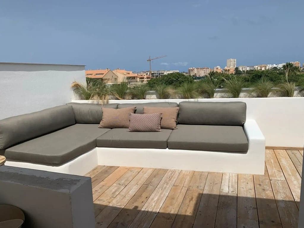 3 bedroom Apartment for sale in Arenal with pool garage - € 575,000 (Ref: 9730828)