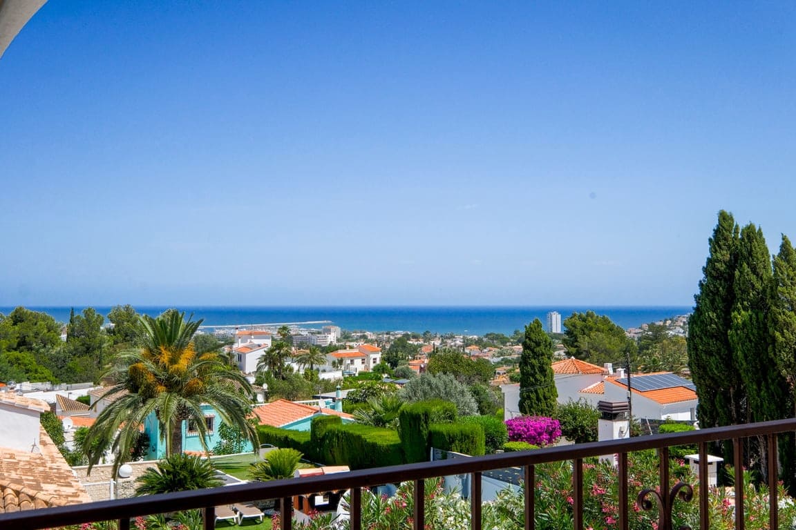 4 chambre Villa/Maison à vendre à Denia avec piscine garage - 1 150 000 € (Ref: 9898407)