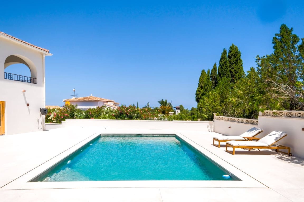 4 chambre Villa/Maison à vendre à Denia avec piscine garage - 1 150 000 € (Ref: 9898407)
