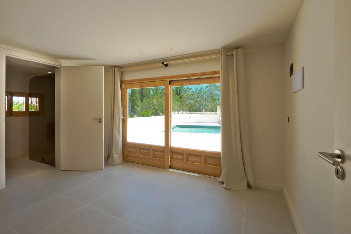 4 chambre Villa/Maison à vendre à Denia avec piscine garage - 1 150 000 € (Ref: 9898407)