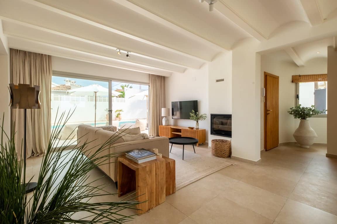 4 soverom Villa til salgs i Javea / Xabia med svømmebasseng garasje - € 1 350 000 (Ref: 9898467)
