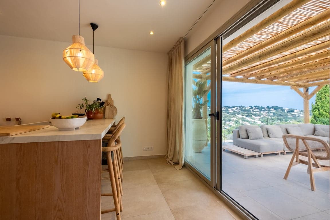 4 soverom Villa til salgs i Javea / Xabia med svømmebasseng garasje - € 1 350 000 (Ref: 9898467)