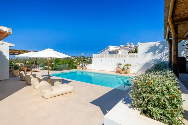 4 Zimmer Villa zu verkaufen in Javea / Xàbia mit Pool Garage - 1.350.000 € (Ref: 9898467)