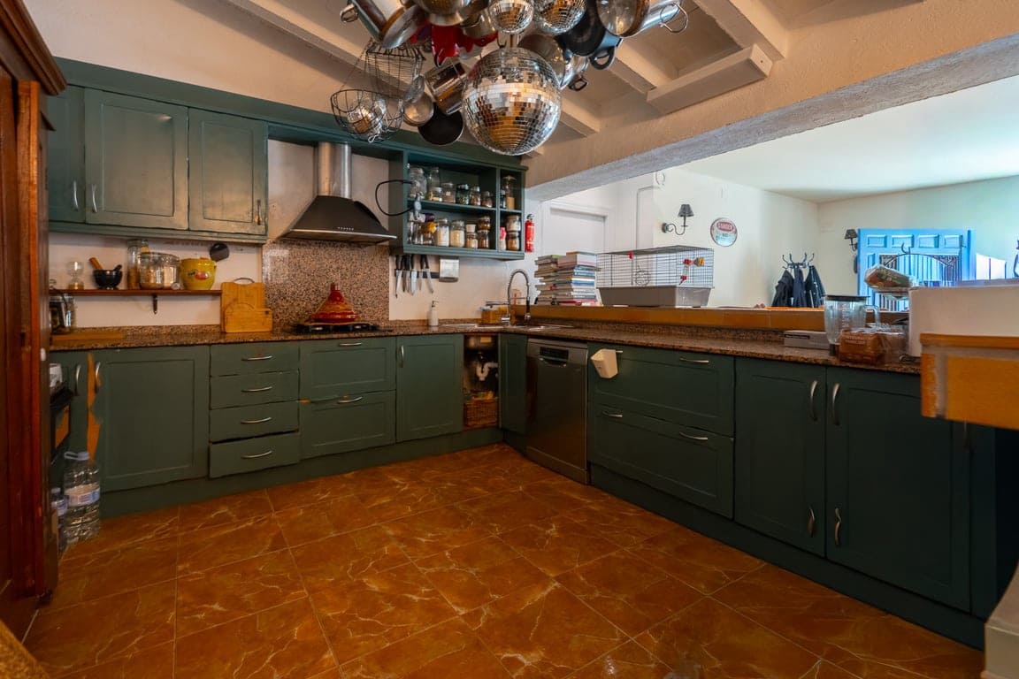 5 bedroom Villa for sale in Castell de Castells with garage - € 495,000 (Ref: 9925147)