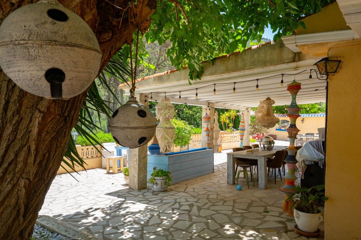 5 bedroom Villa for sale in Castell de Castells with garage - € 495,000 (Ref: 9925147)