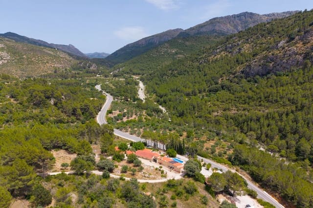 5 quarto Moradia para venda em Castell de Castells com garagem - 495 000 € (Ref: 9925147)