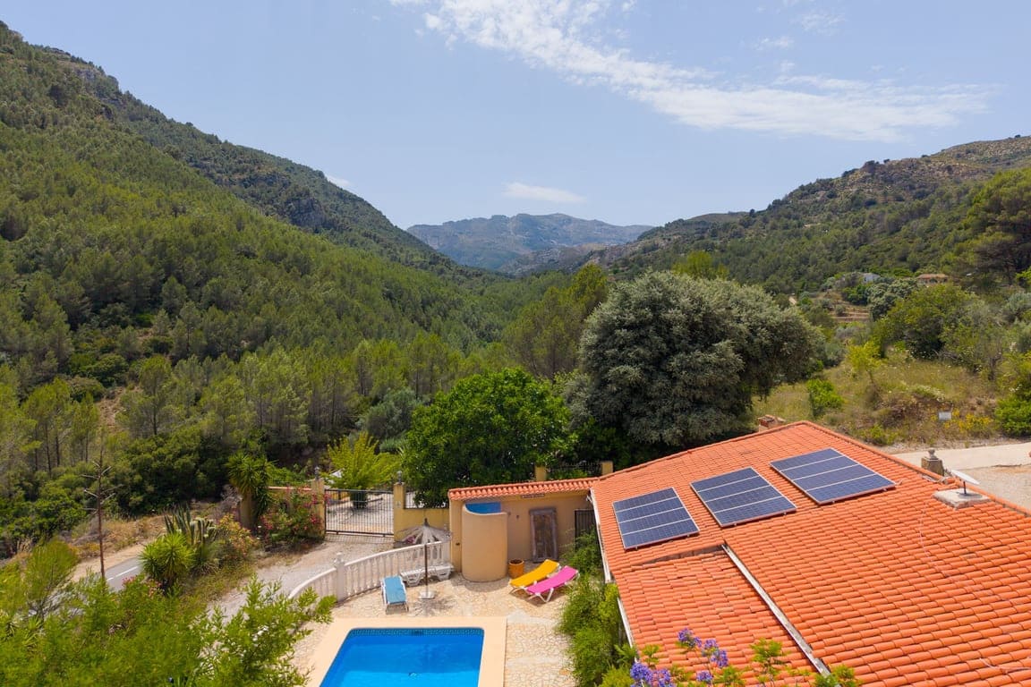 5 bedroom Villa for sale in Castell de Castells with garage - € 495,000 (Ref: 9925147)
