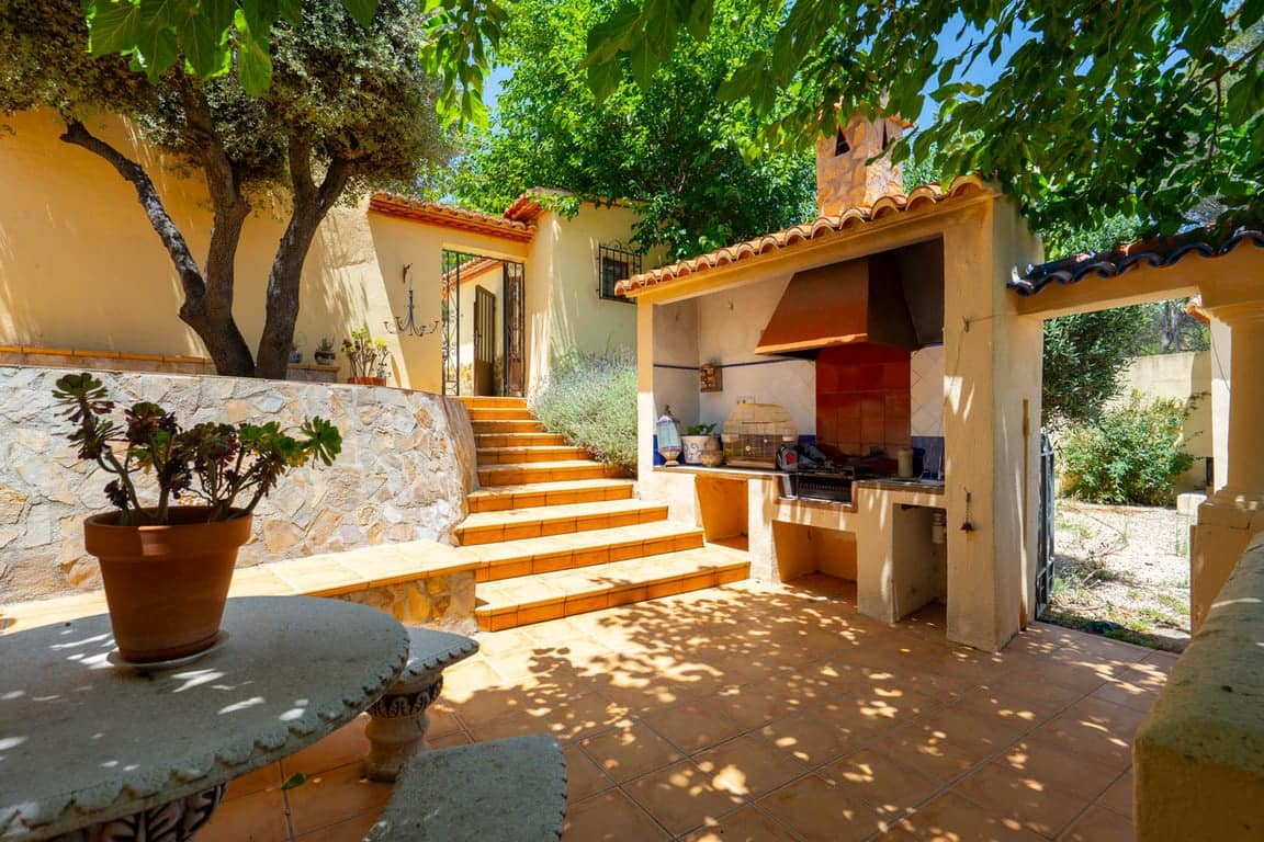 5 bedroom Villa for sale in Castell de Castells with garage - € 495,000 (Ref: 9925147)