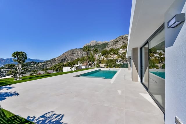 5 soveværelse Villa til salg i Altea med swimmingpool garage - € 2.690.000 (Ref: 9995952)
