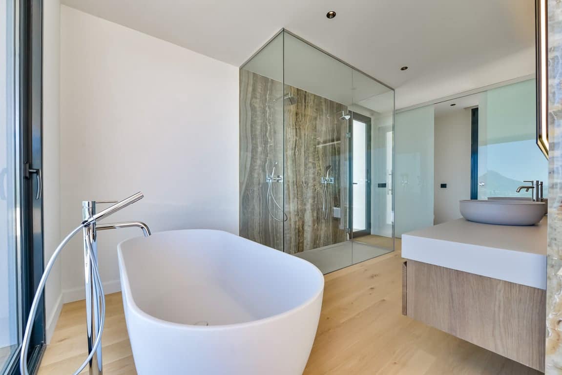 5 soverom Villa til salgs i Altea med svømmebasseng garasje - € 2 690 000 (Ref: 9995952)