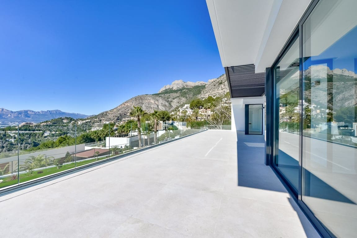 5 soverom Villa til salgs i Altea med svømmebasseng garasje - € 2 690 000 (Ref: 9995952)