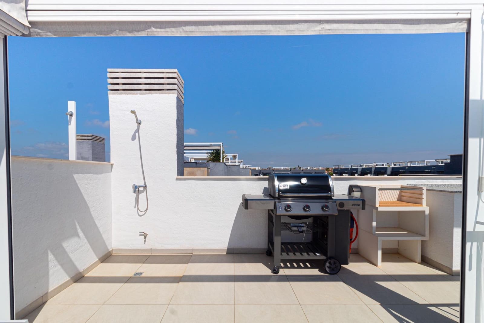 2 soverom Penthouse til salgs i La Zenia med svømmebasseng garasje - € 499 900 (Ref: 10000101)