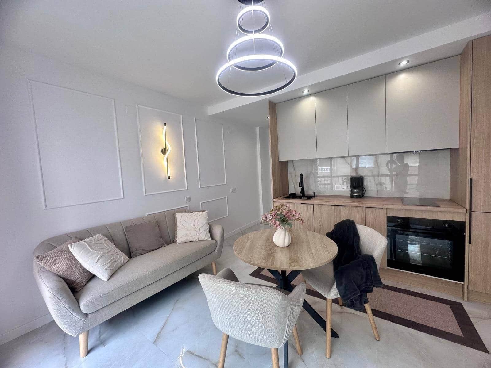 1 sypialnia Apartament na sprzedaż w Torrevieja z basenem - 159 900 € (Ref: 10006375)