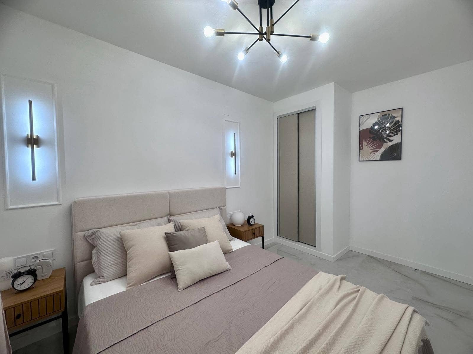 1 sypialnia Apartament na sprzedaż w Torrevieja z basenem - 159 900 € (Ref: 10006375)