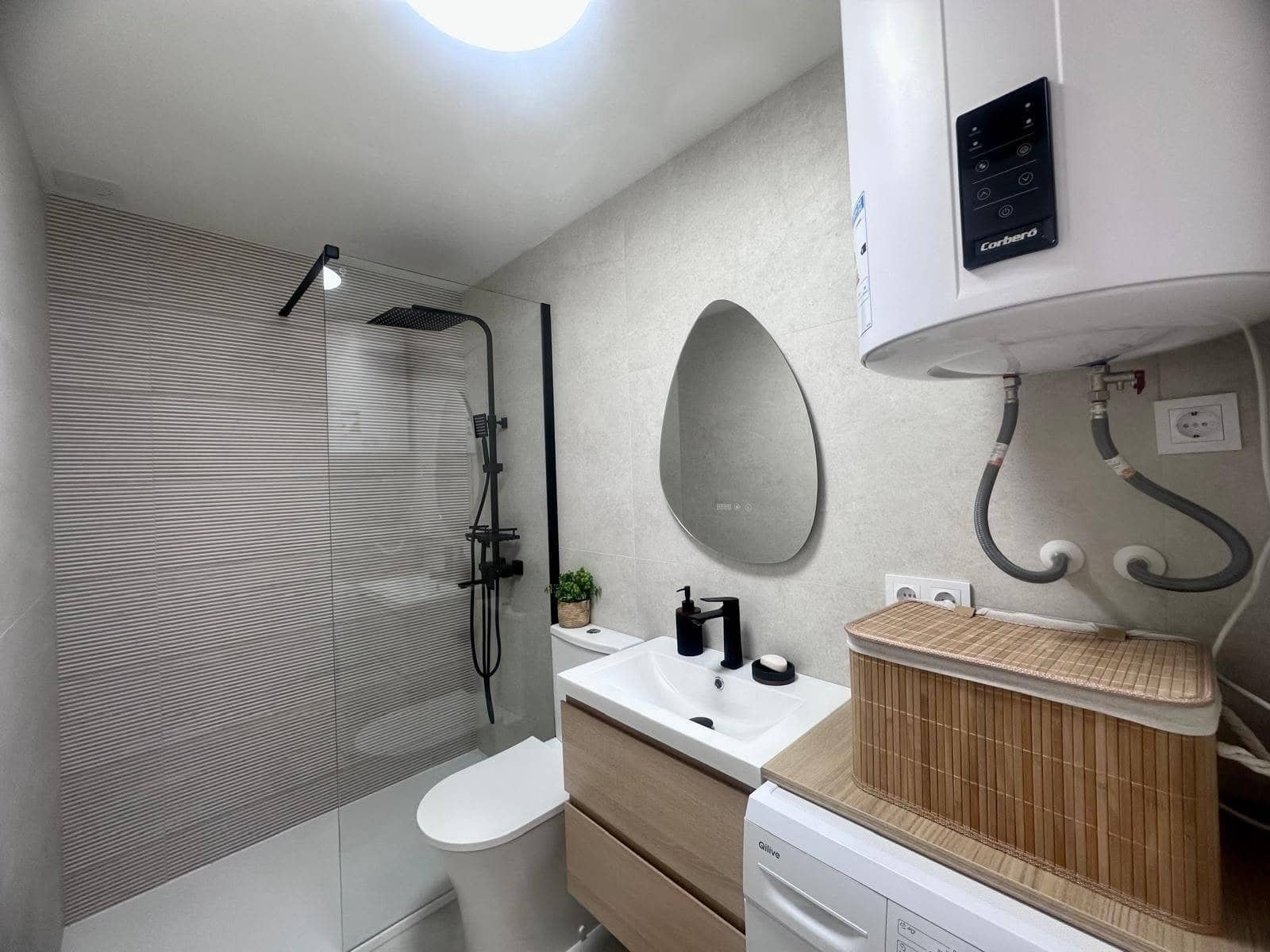 1 sypialnia Apartament na sprzedaż w Torrevieja z basenem - 159 900 € (Ref: 10006375)