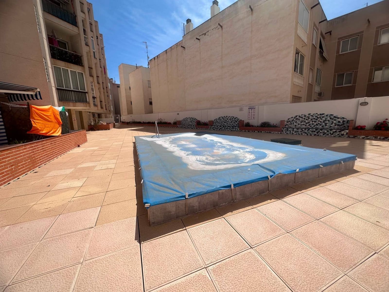 1 sypialnia Apartament na sprzedaż w Torrevieja z basenem - 159 900 € (Ref: 10006375)