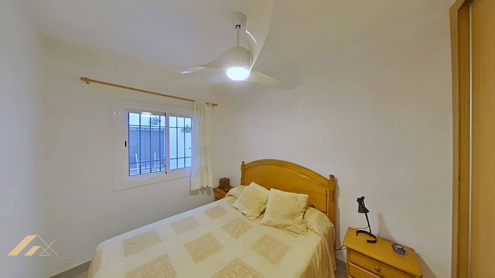 Bungalow de 2 habitaciones en San Pedro del Pinatar en venta - 180.000 € (Ref: 10055444)
