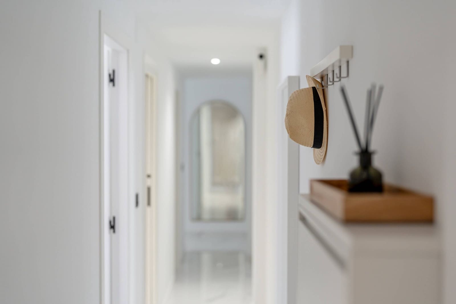 4 bedroom Flat for sale in Torrevieja with garage - € 300,000 (Ref: 8421346)