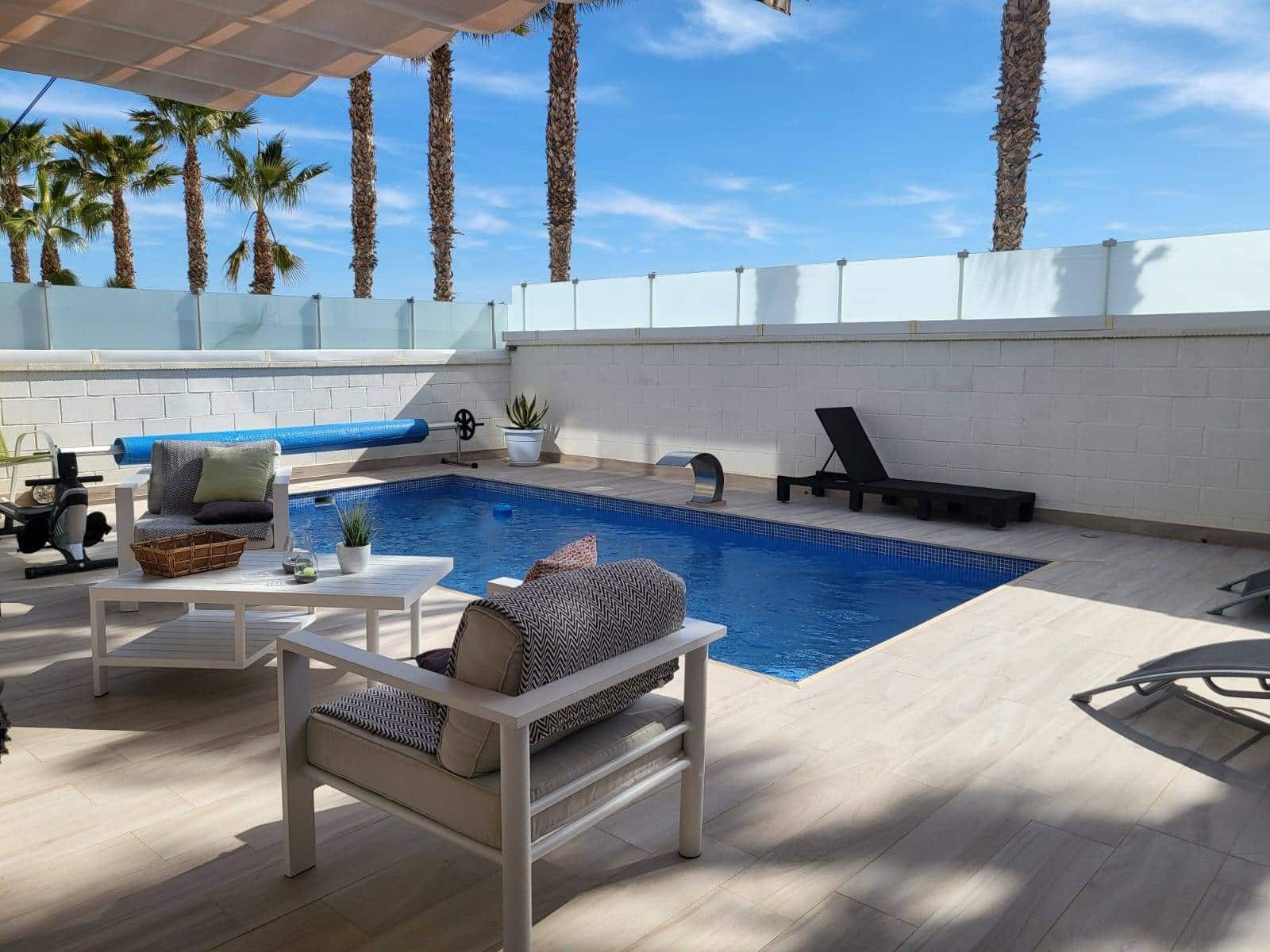 3 sypialnia Willa na sprzedaż w Orihuela Costa z basenem - 420 000 € (Ref: 8421349)