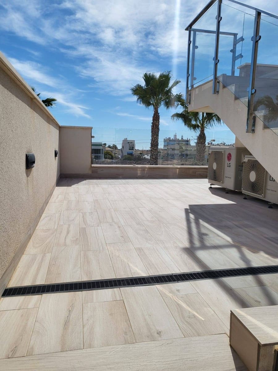 3 sypialnia Willa na sprzedaż w Orihuela Costa z basenem - 420 000 € (Ref: 8421349)