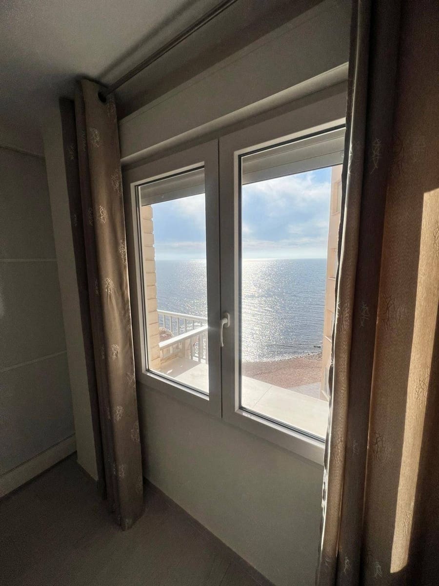 3 quarto Apartamento para venda em Torrevieja - 311 000 € (Ref: 8421355)