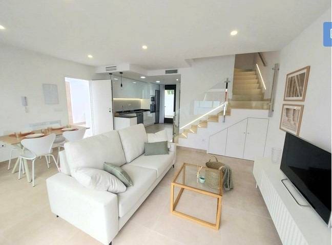 3 bedroom Villa for sale in San Pedro del Pinatar with pool - € 395,000 (Ref: 8438960)