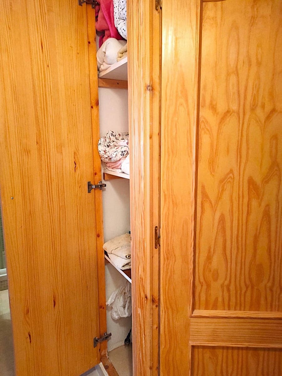 3 bedroom Flat for sale in Torrevieja - € 139,000 (Ref: 8481985)