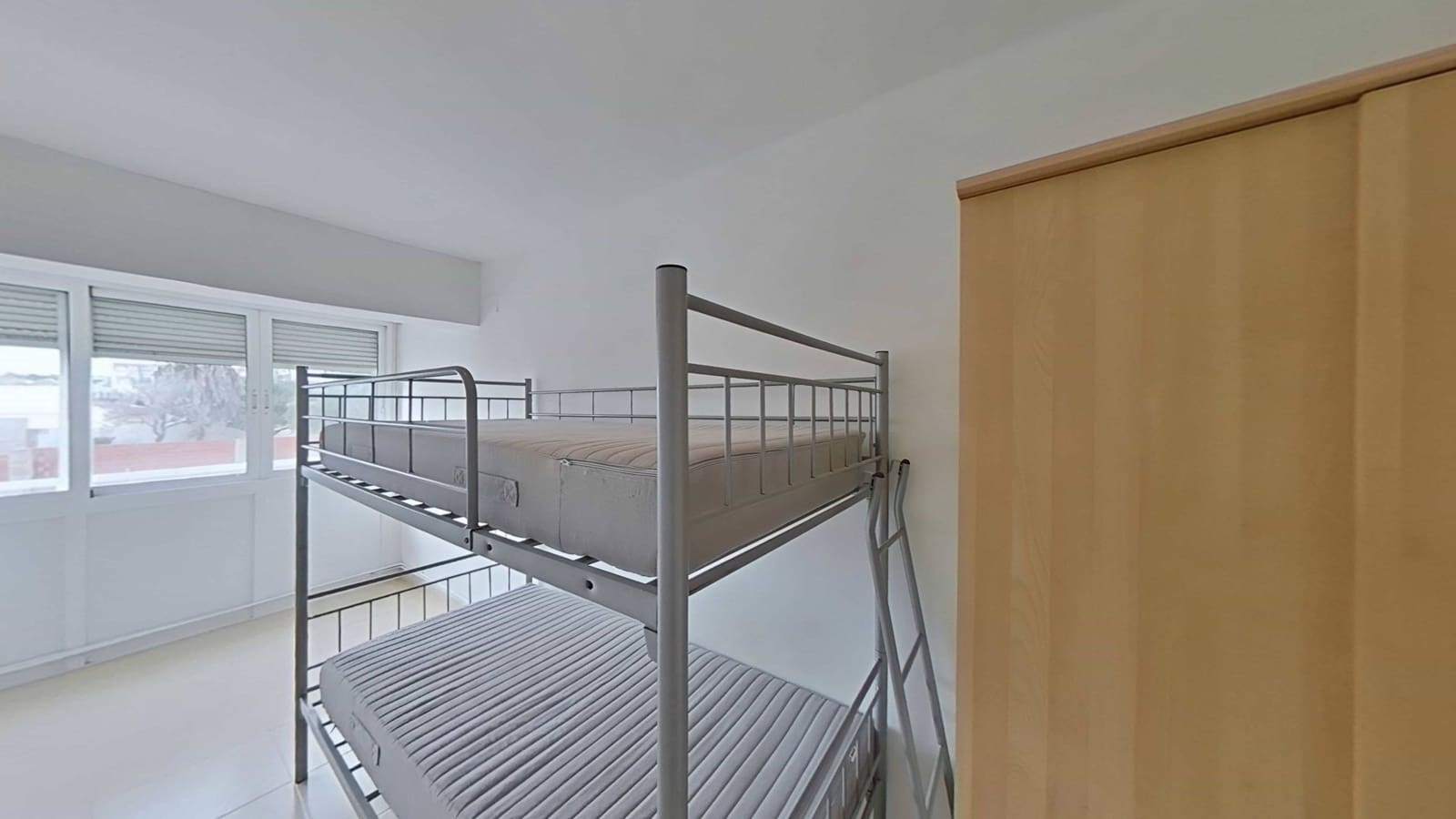 3 bedroom Flat for sale in Torrevieja - € 139,000 (Ref: 8481985)