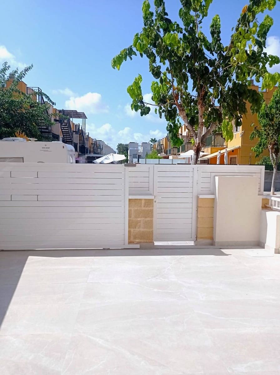 2 bedroom Terraced Villa for sale in Pilar de la Horadada with pool - € 225,000 (Ref: 8493655)