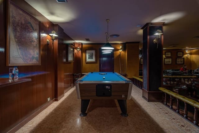 Kommersiell til salgs i San Pedro del Pinatar - € 450 000 (Ref: 8680039)