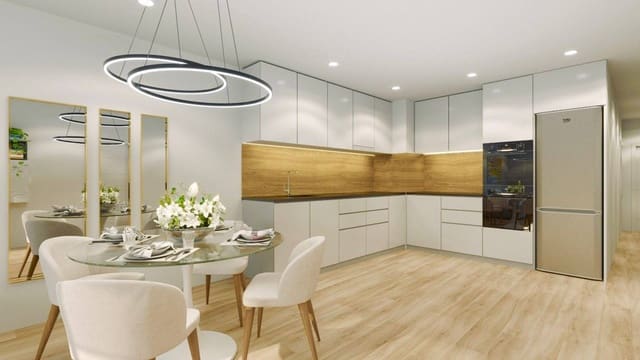 Piso de 3 habitaciones en Torrevieja en venta con piscina garaje - 335.000 € (Ref: 8682482)