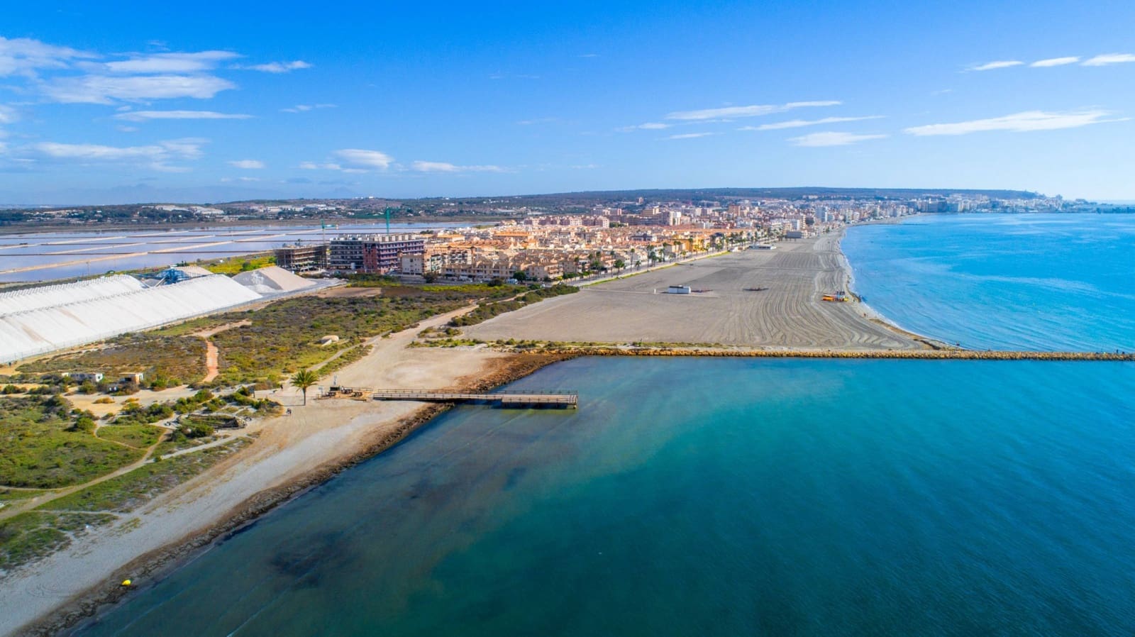 Ático de 2 habitaciones en Santa Pola en venta con piscina garaje - 440.000 € (Ref: 8691182)