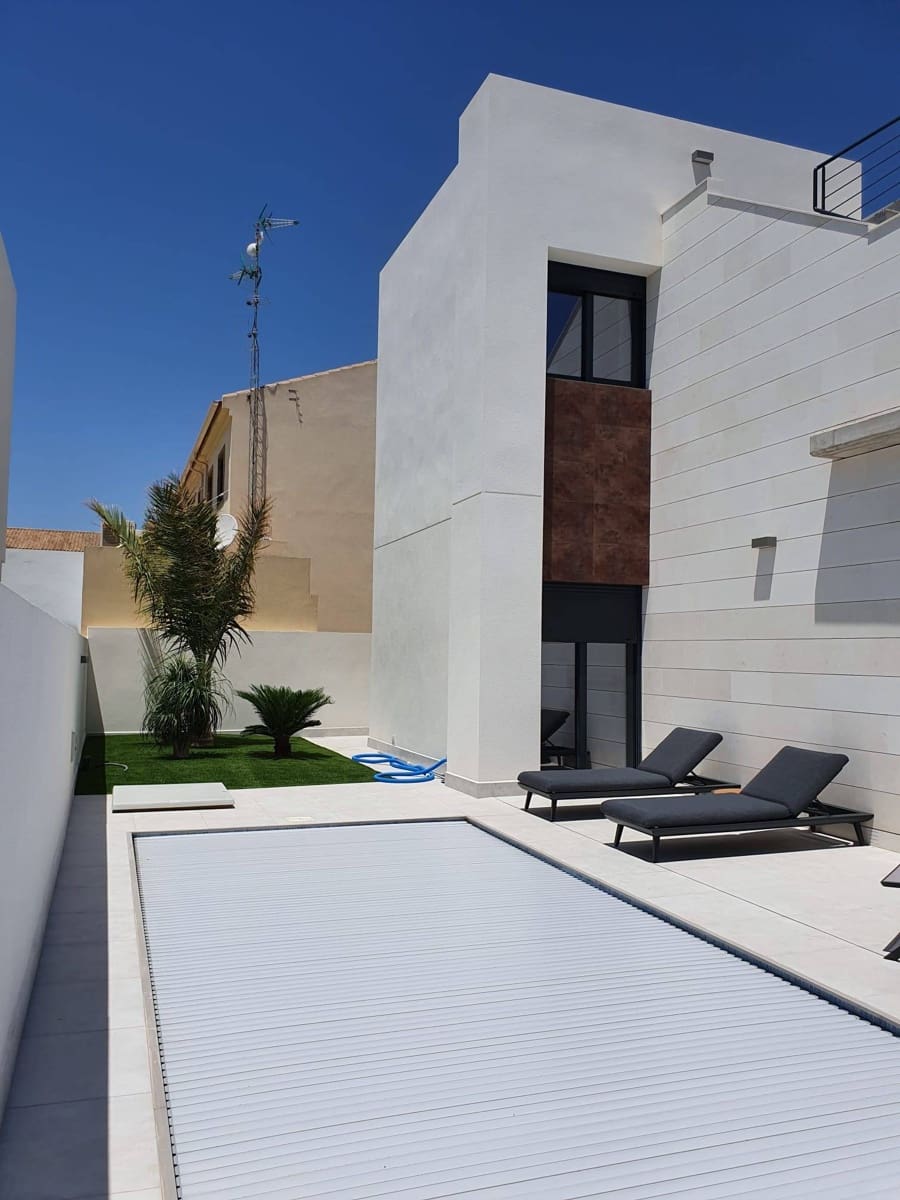 3 bedroom Villa for sale in Torre de la Horadada with pool - € 395,000 (Ref: 8724089)