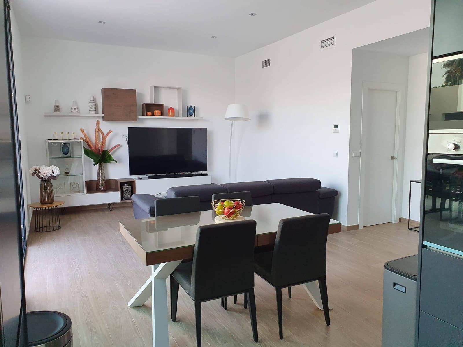 3 bedroom Villa for sale in Torre de la Horadada with pool - € 395,000 (Ref: 8724089)