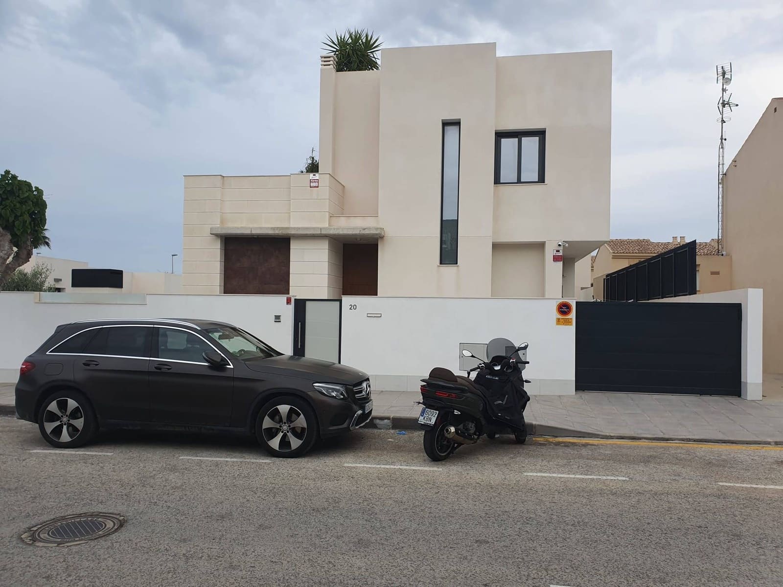 3 bedroom Villa for sale in Torre de la Horadada with pool - € 395,000 (Ref: 8724089)