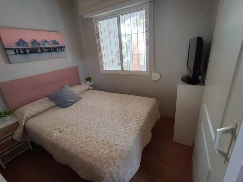 1 bedroom Apartment for sale in Los Balcones with pool - € 117,000 (Ref: 8738039)