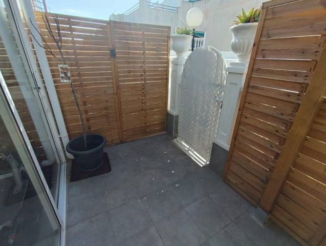 1 soverom Leilighet til salgs i Los Balcones med svømmebasseng - € 117 000 (Ref: 8738039)