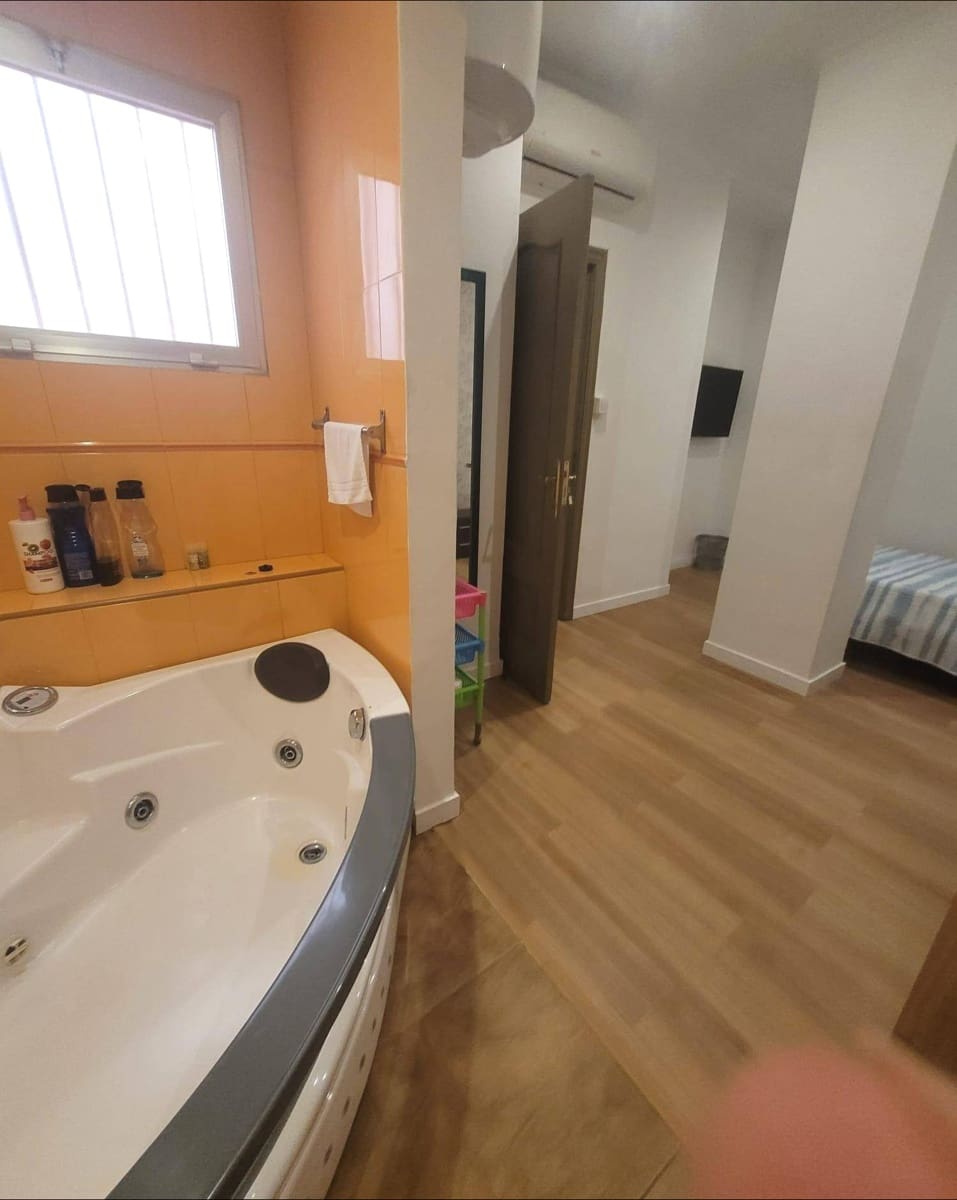 4 soverom Leilighet til salgs i Torrevieja - € 189 000 (Ref: 8841997)