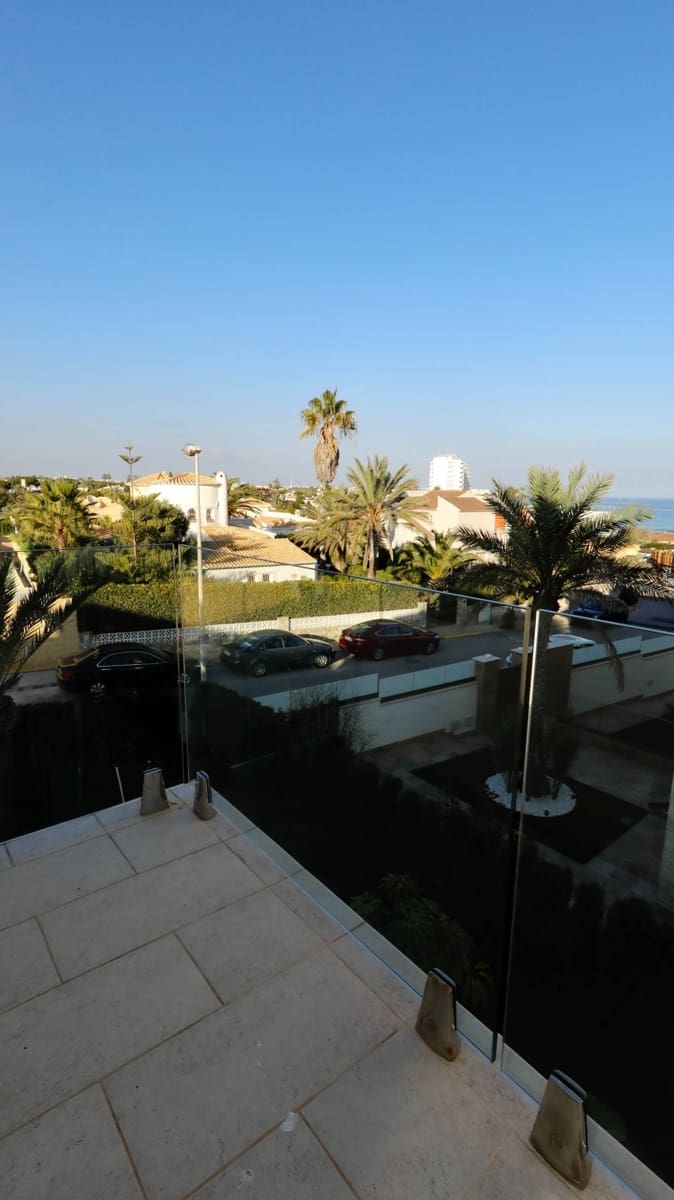 5 sypialnia Willa na sprzedaż w Cabo Roig z basenem - 1 500 000 € (Ref: 8842002)