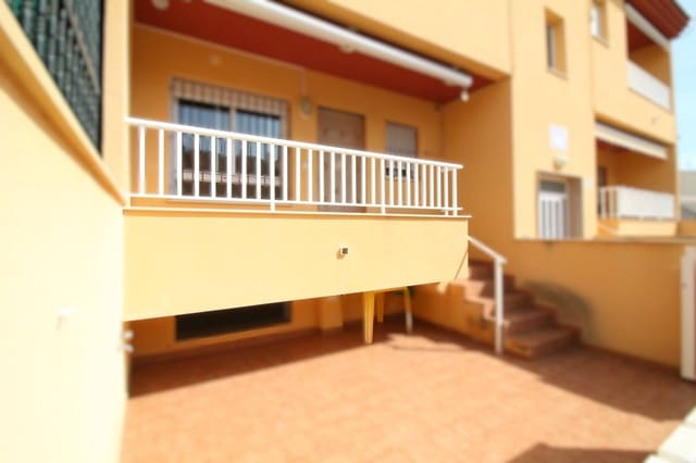 2 slaapkamer Appartement te koop in Lo Pagan, San Pedro del Pinatar met garage - € 149.950 (Ref: 8842036)