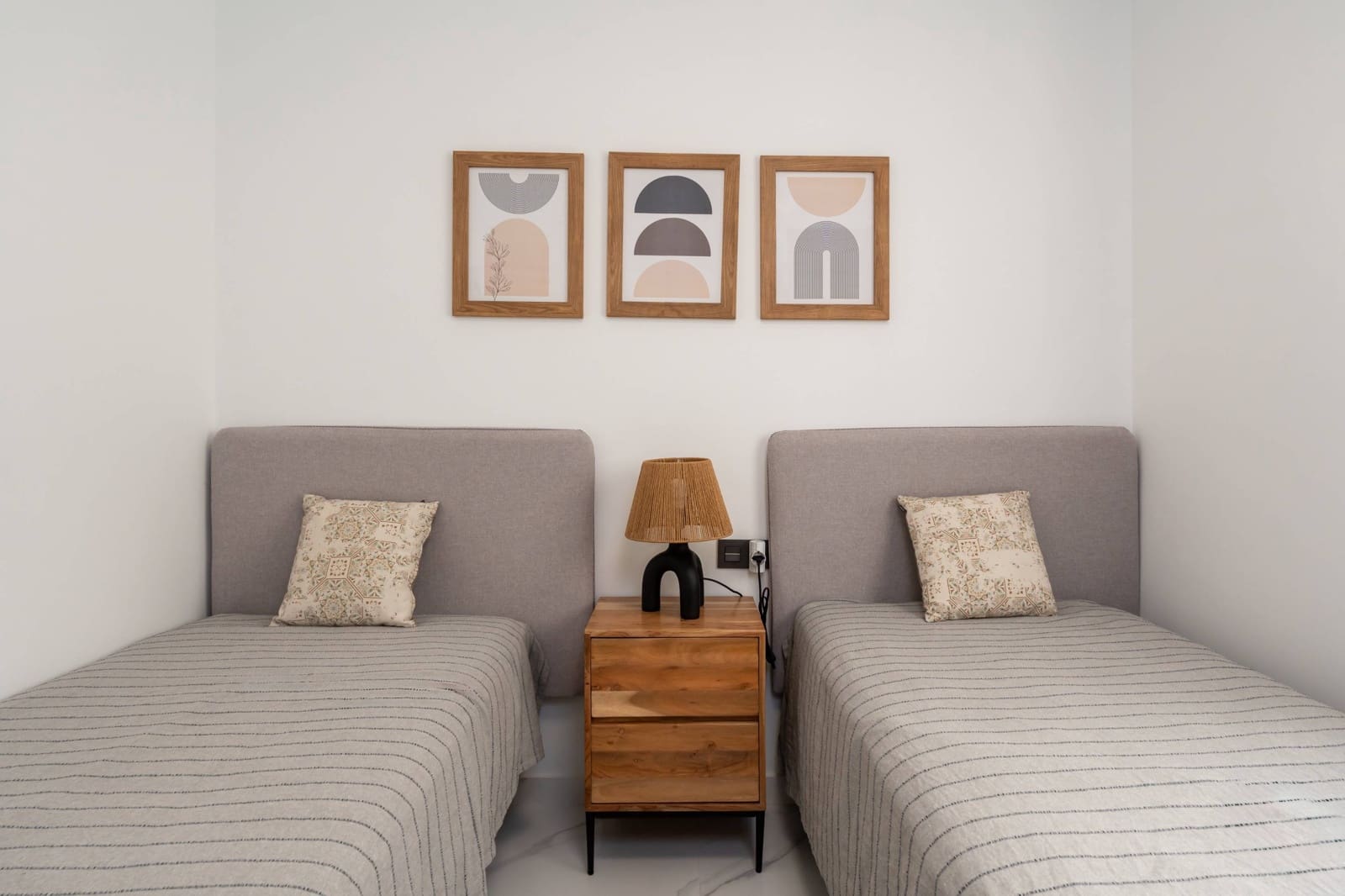 3 sypialnia Apartament na sprzedaż w Torrevieja - 287 000 € (Ref: 8918043)