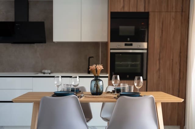 3 sypialnia Apartament na sprzedaż w Torrevieja - 287 000 € (Ref: 8918043)