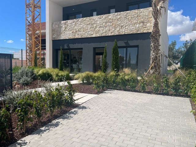 3 soveværelse Rækkehus til salg i Pilar de la Horadada med swimmingpool garage - € 698.000 (Ref: 8970497)