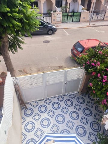 Chalet de 3 habitaciones en Los Alcázares en venta - 178.000 € (Ref: 9081572)