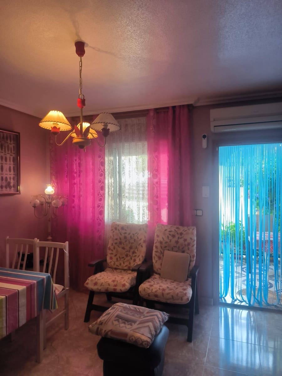 Chalet de 3 habitaciones en Los Alcázares en venta - 178.000 € (Ref: 9081572)