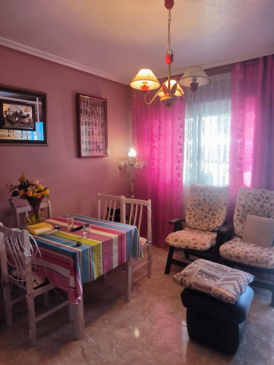 Chalet de 3 habitaciones en Los Alcázares en venta - 178.000 € (Ref: 9081572)