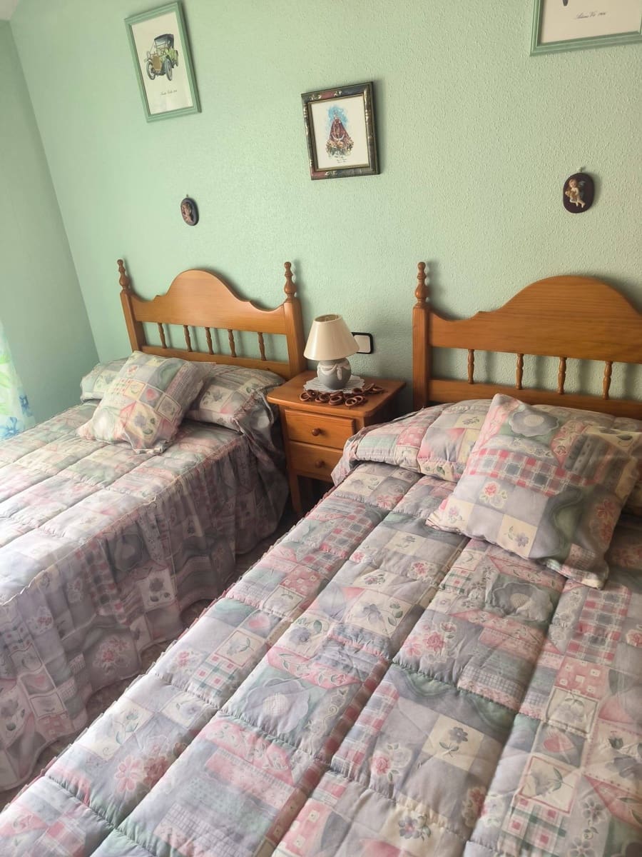 Chalet de 3 habitaciones en Los Alcázares en venta - 178.000 € (Ref: 9081572)