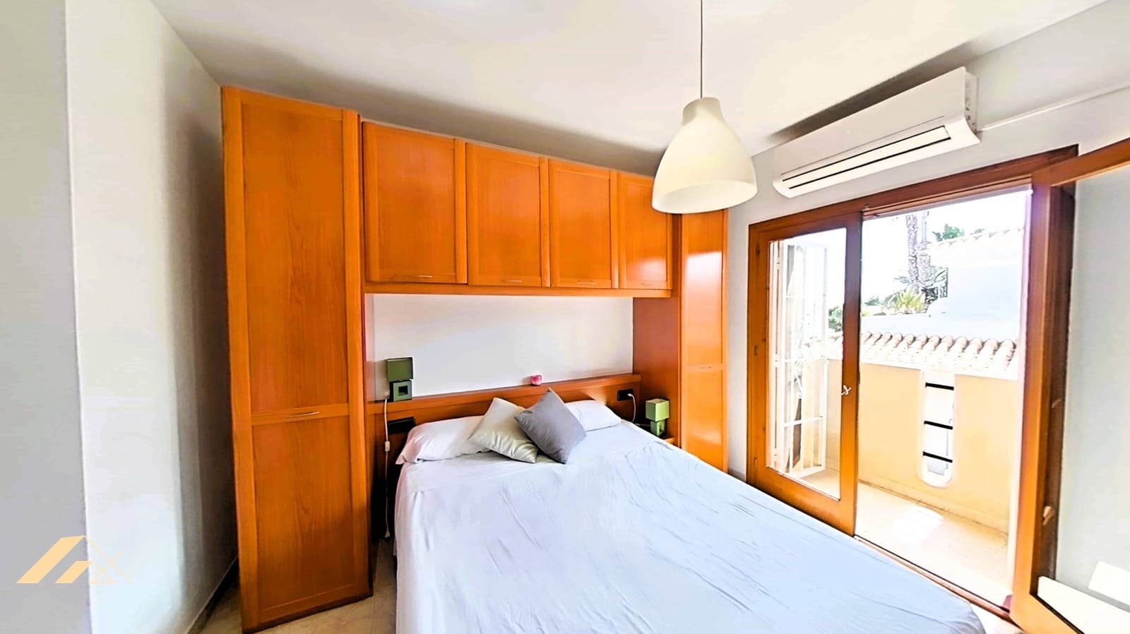 3 soverom Rekkehus til salgs i Playa Flamenca med svømmebasseng garasje - € 239 000 (Ref: 9232681)