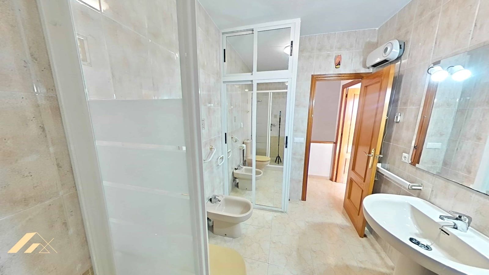 3 soverom Rekkehus til salgs i Playa Flamenca med svømmebasseng garasje - € 239 000 (Ref: 9232681)